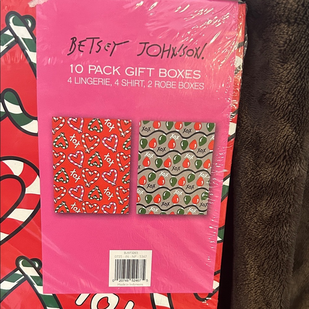 Betsey Johnson Pink, Red & Green Holiday Gift Box Set